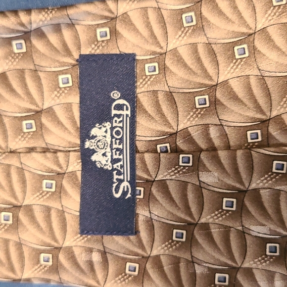 Set of 2 ties - Stafford & Van Heusen - Picture 2 of 6